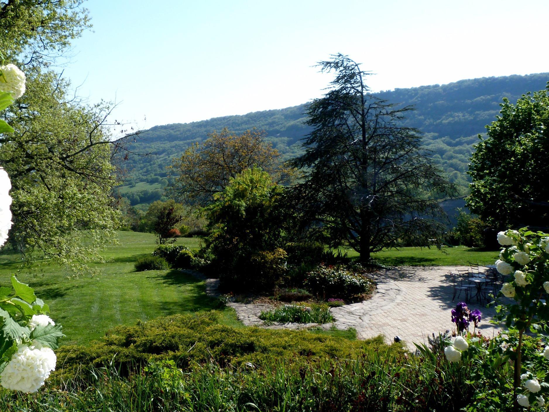 Logis Hotel-Restaurant La Mere Biquette Saint-Pons  المظهر الخارجي الصورة