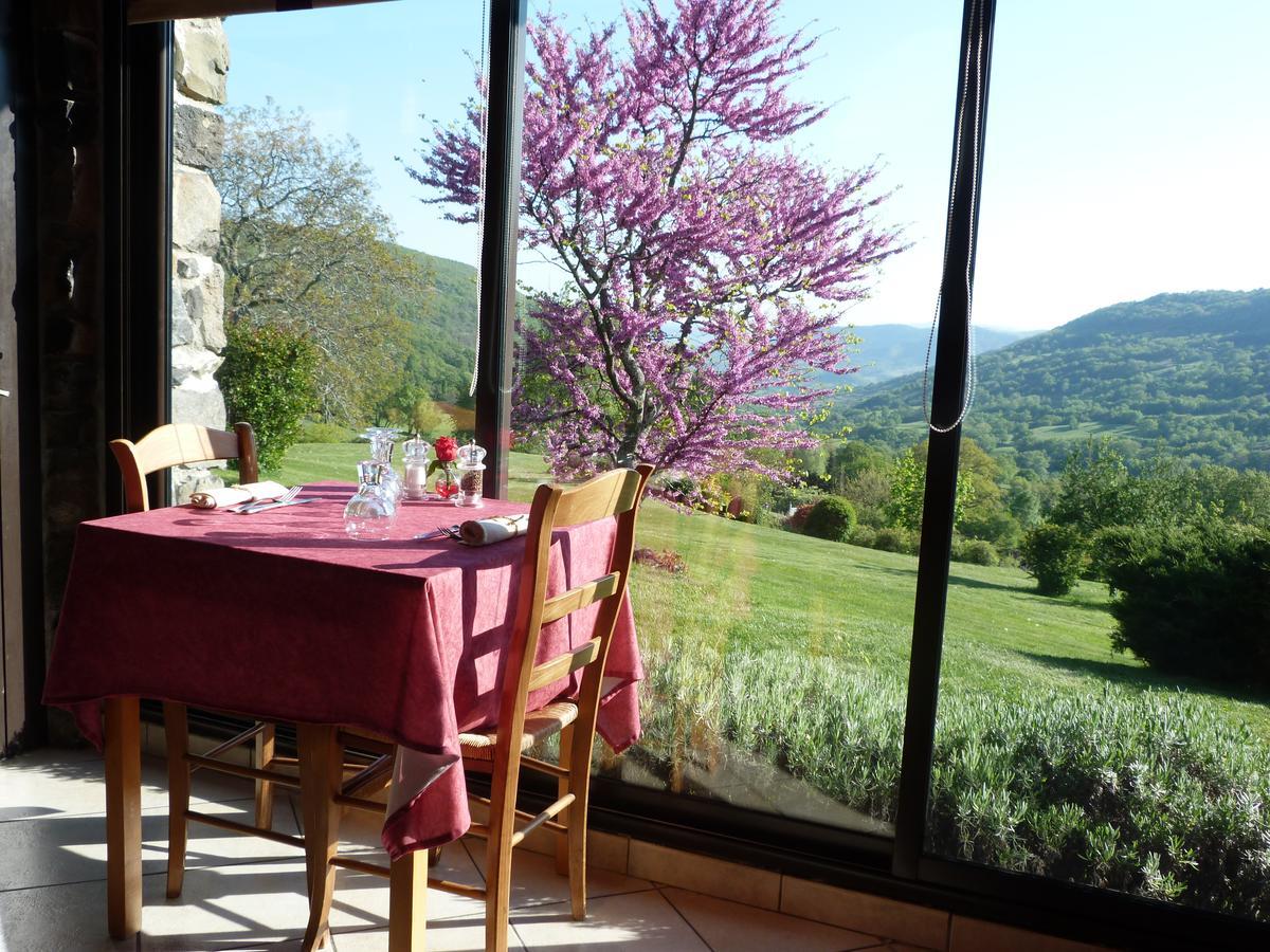 Logis Hotel-Restaurant La Mere Biquette Saint-Pons  المظهر الخارجي الصورة