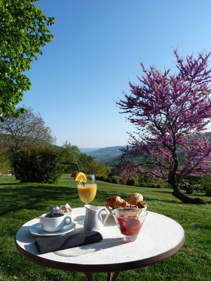 Logis Hotel-Restaurant La Mere Biquette Saint-Pons  المظهر الخارجي الصورة